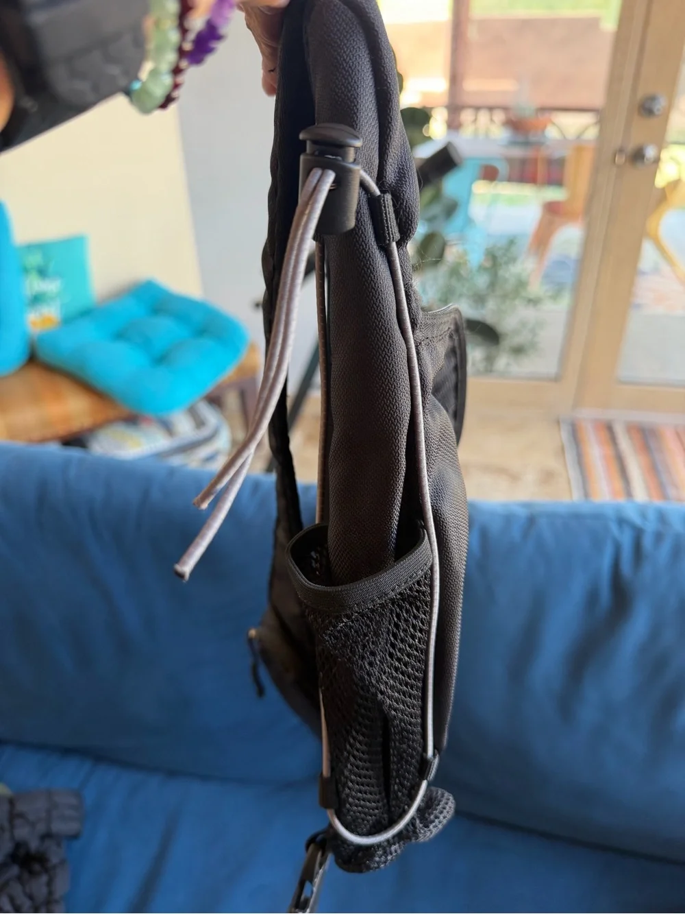 Eddie Bauer black, sling/backpack